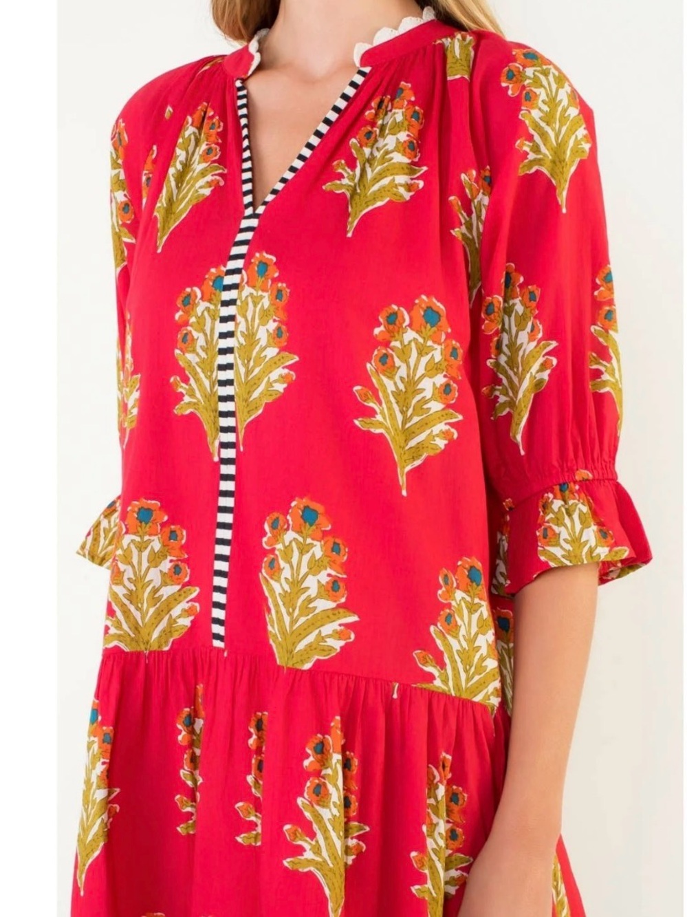 THML Ayla Floral Detailed V-Neck Dress
